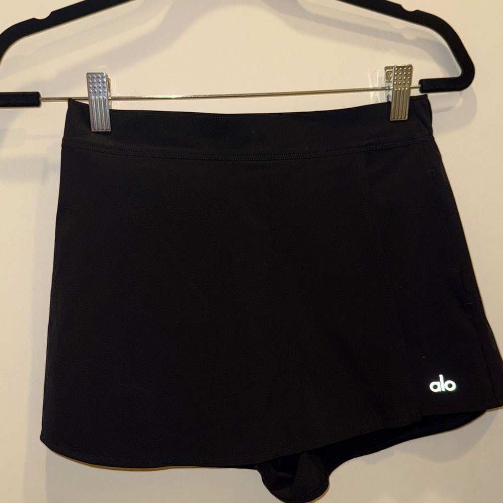 ALO Yoga Black Skort club